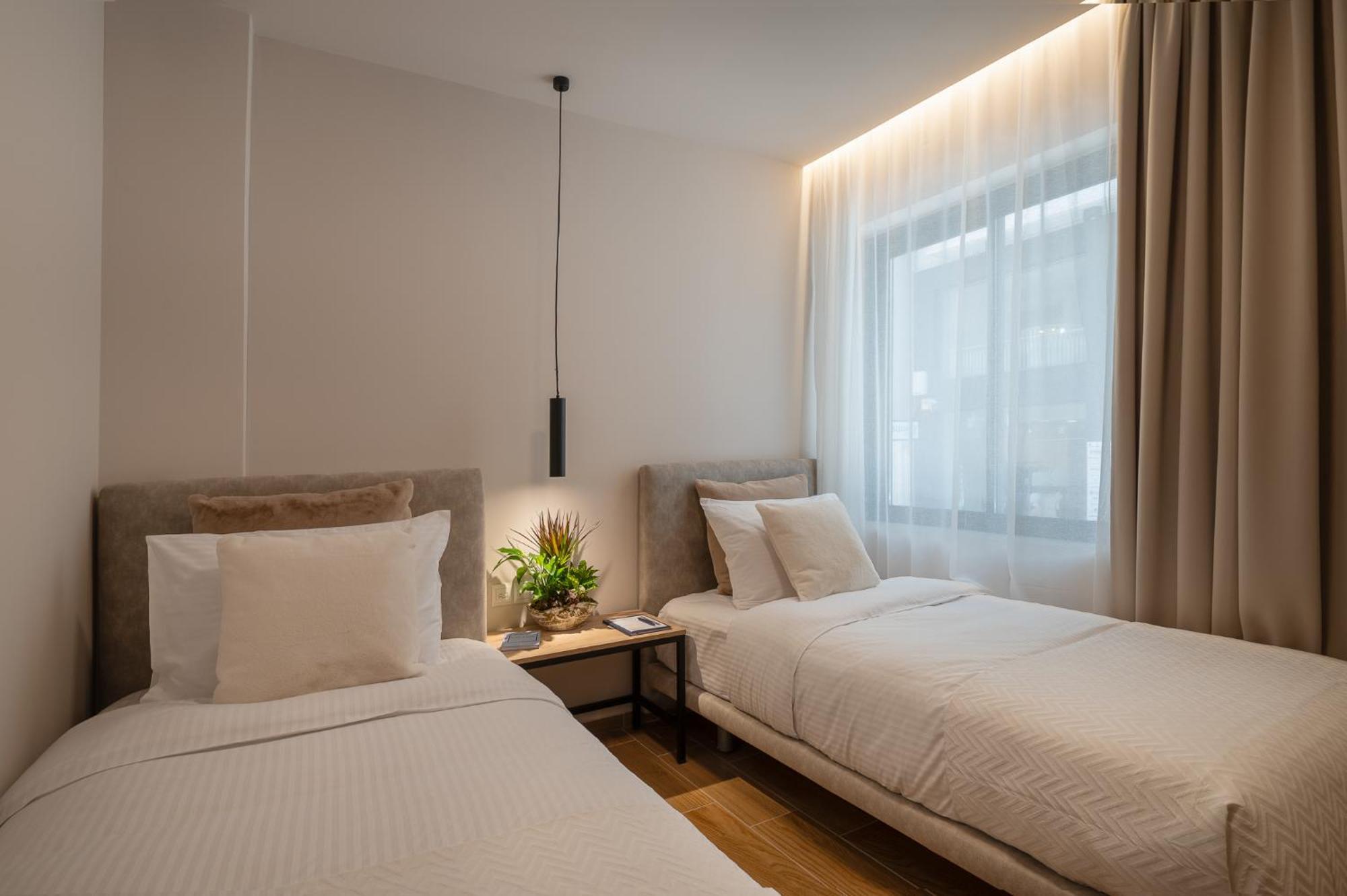 Ira - Ηρα Hotel كالاماتا المظهر الخارجي الصورة