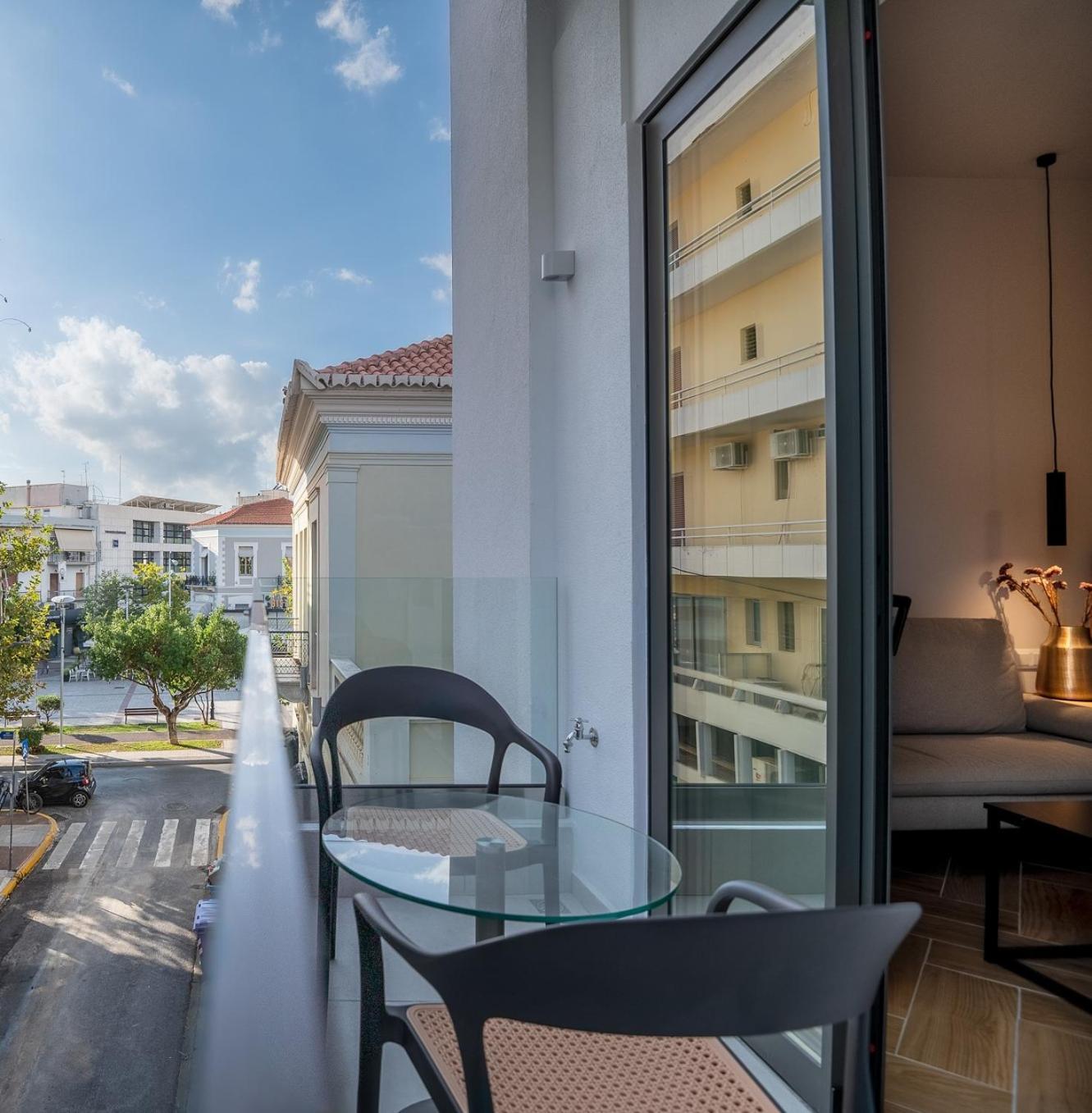 Ira - Ηρα Hotel كالاماتا المظهر الخارجي الصورة