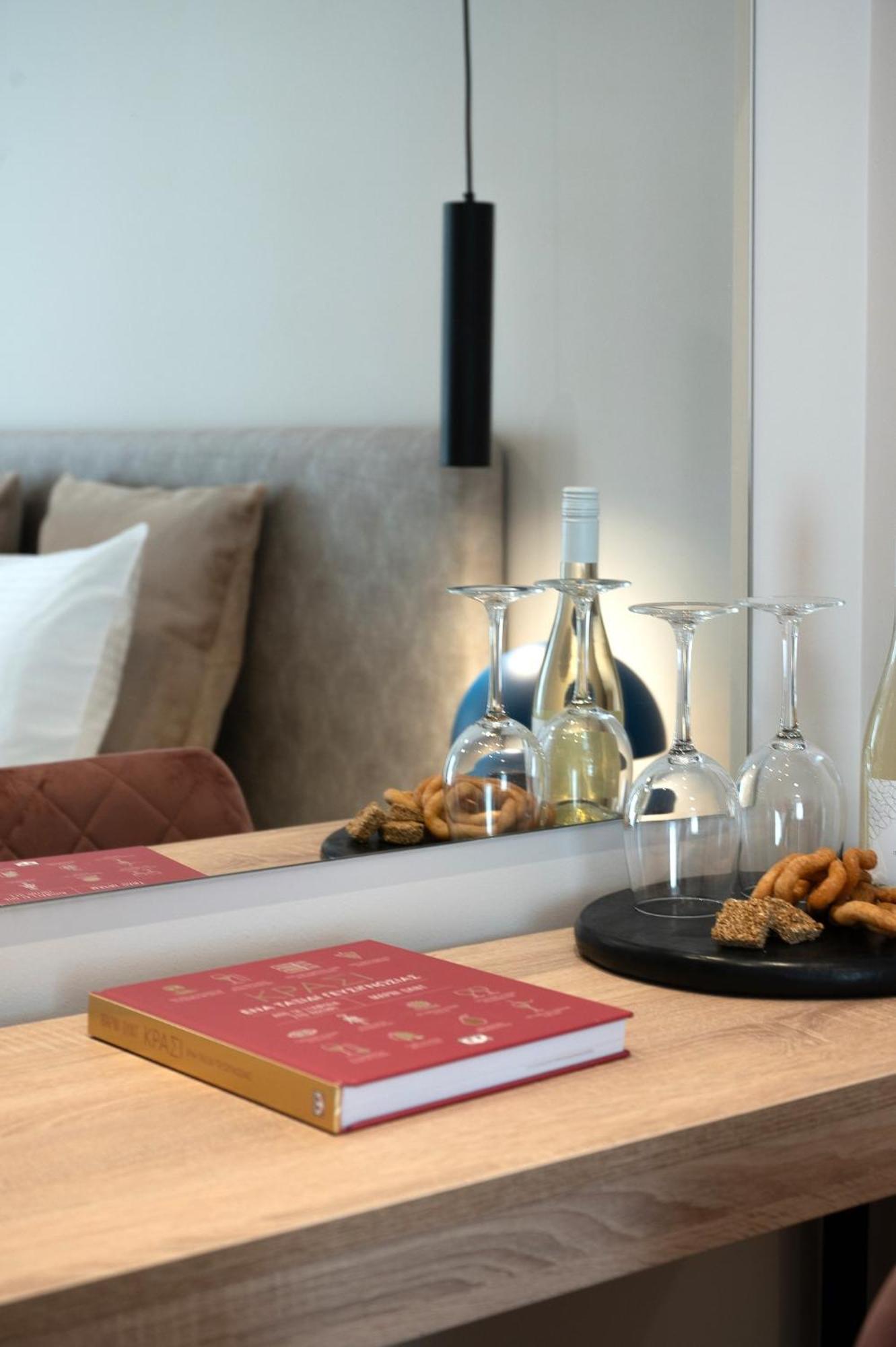 Ira - Ηρα Hotel كالاماتا المظهر الخارجي الصورة